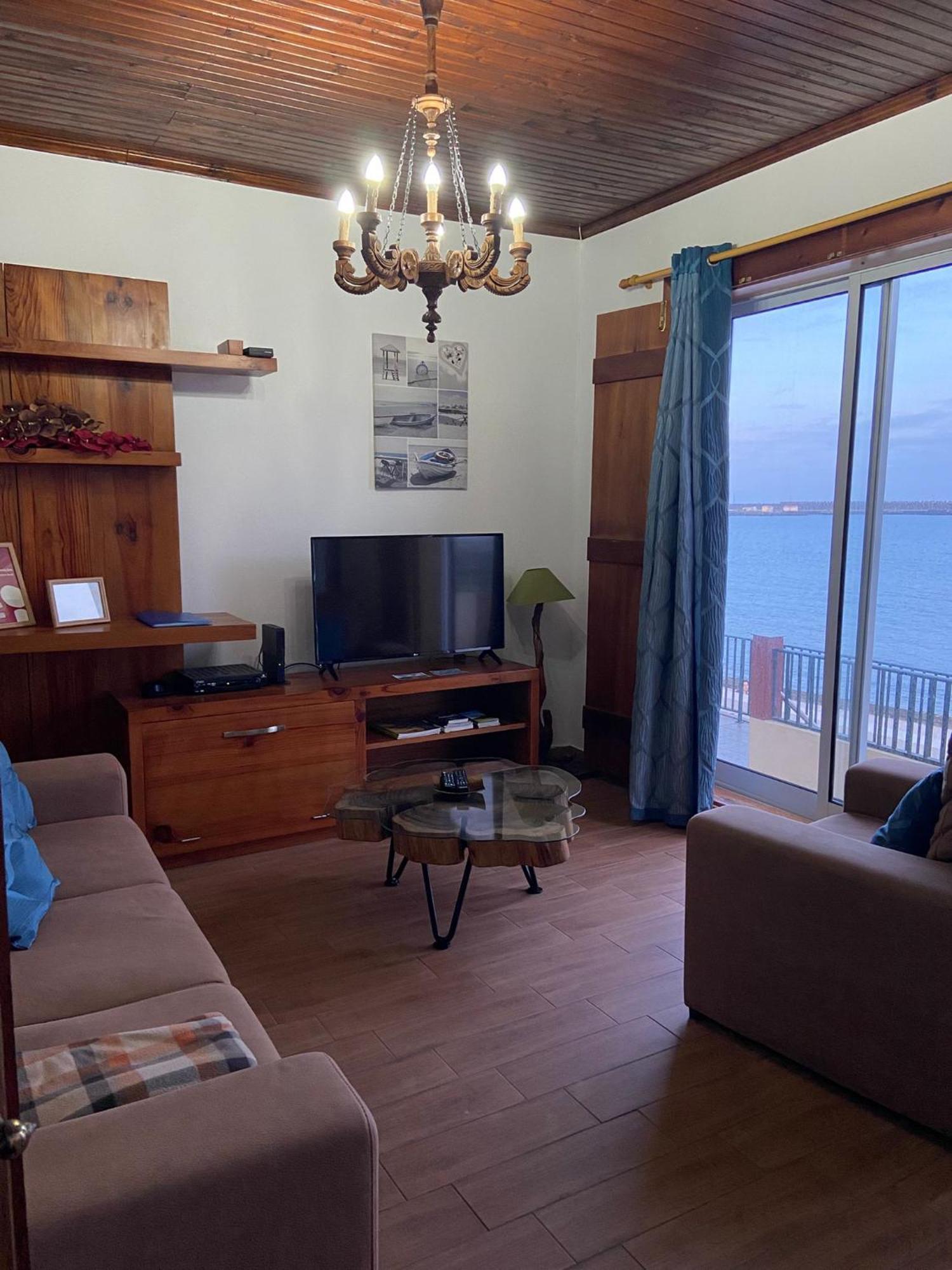 Val'S Place Praia da Vitoria Bagian luar foto